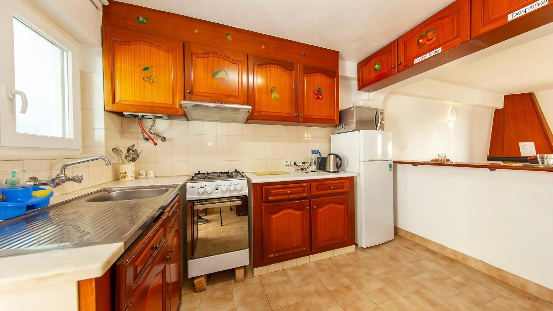 הוילה לאגוּ‏ש C06 - Water Tower Townhouse With Pool 0*,  פורטוגל