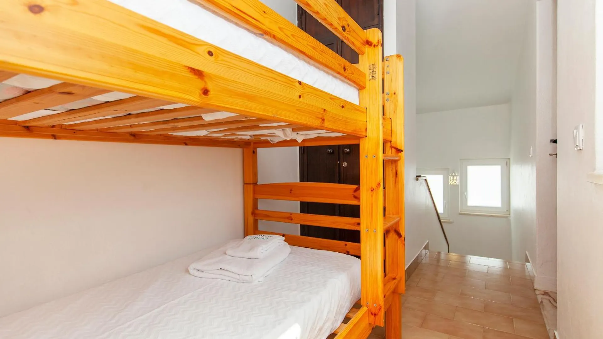 בית נופש הוילה לאגוּ‏ש C06 - Water Tower Townhouse With Pool פורטוגל